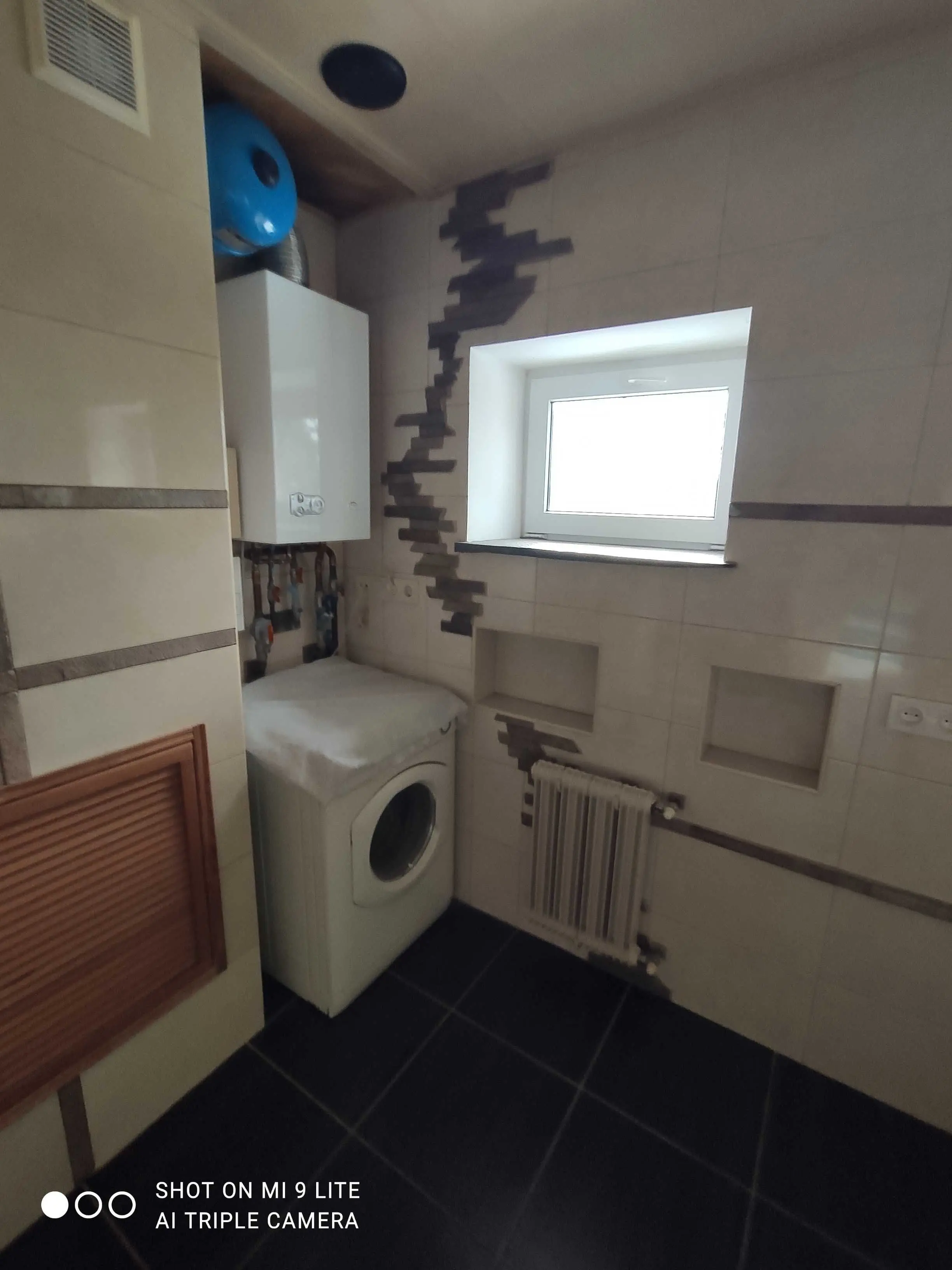 Будинок у Полтаві з потенціалом на майбутнє  | Приват житло