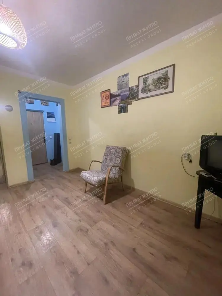 Однокімнатна квартира на Розсошенцях! | Приват житло