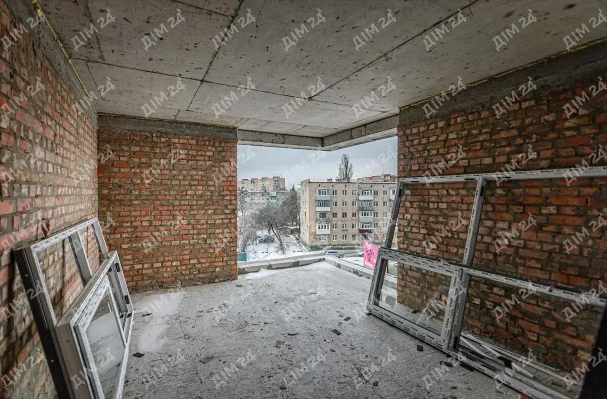 Трикімнатна квартира з панорамою та тишею
 | Приват житло