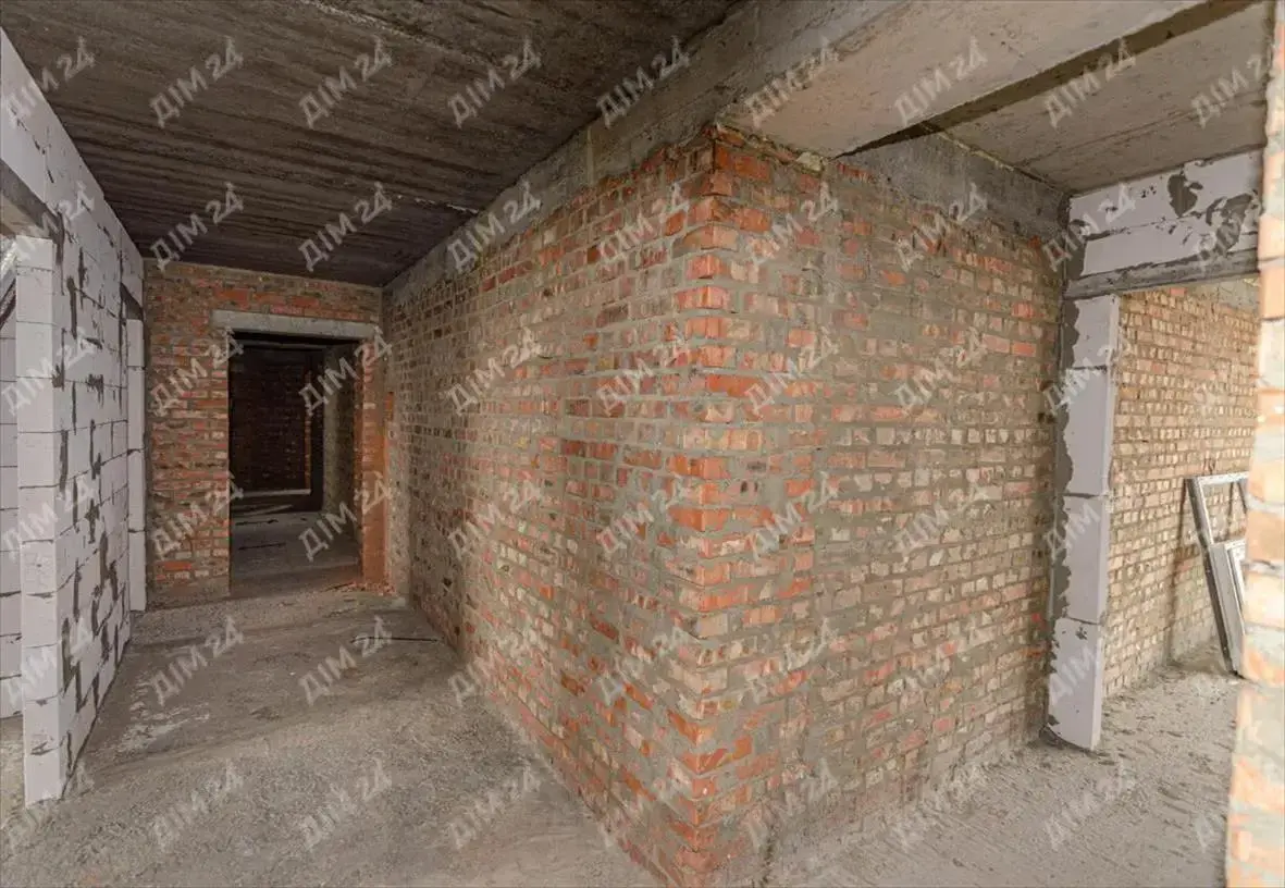 Трикімнатна квартира з панорамою та тишею
 | Приват житло