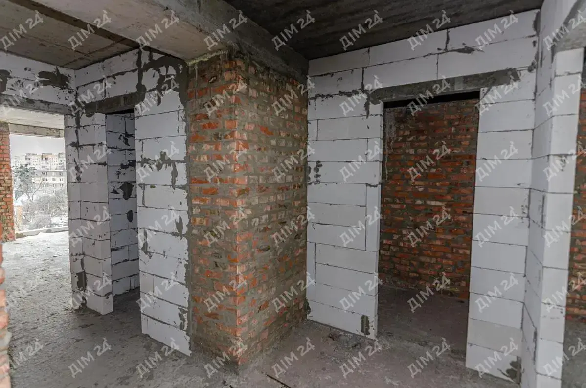 Трикімнатна квартира з панорамою та тишею
 | Приват житло