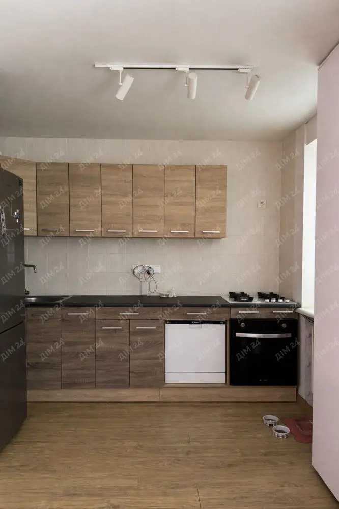 Ідеальна студія плюс одна. | Приват житло