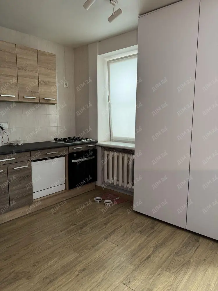 Ідеальна студія плюс одна. | Приват житло