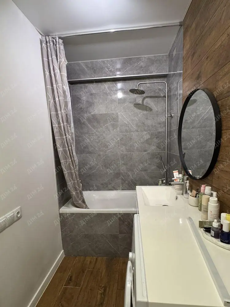 Ідеальна студія плюс одна. | Приват житло