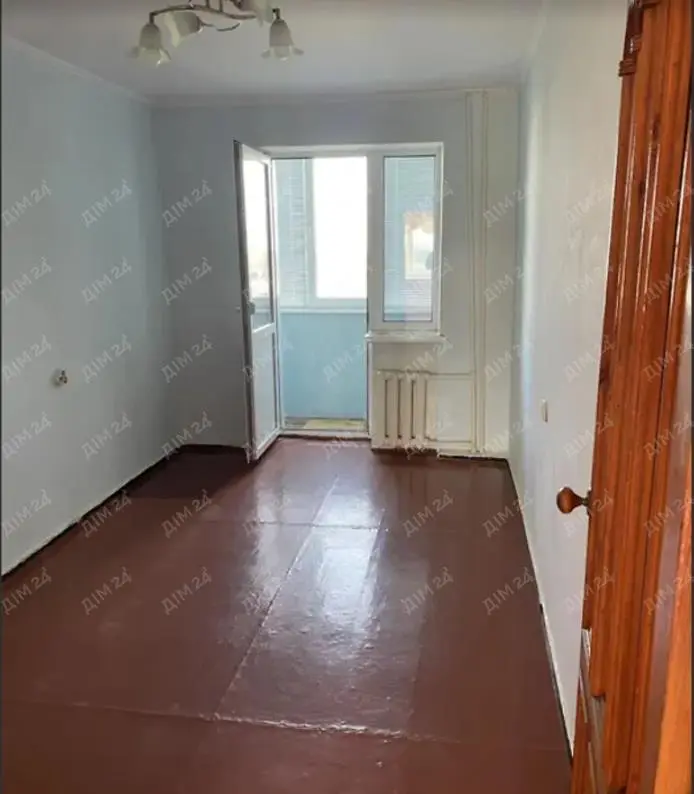 Трикімнатна квартира у центрі | Приват житло