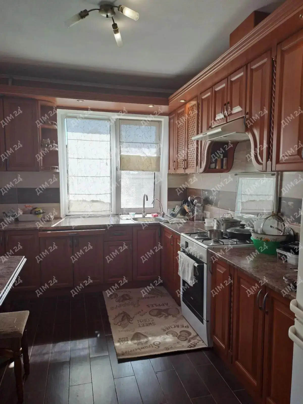 Чудовий будинок в місті Решетилівка | Приват житло