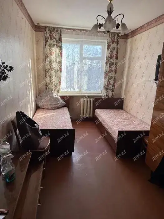 Продаж двокімнатної квартири з окремими кімнатами по кільцю
 | Приват житло