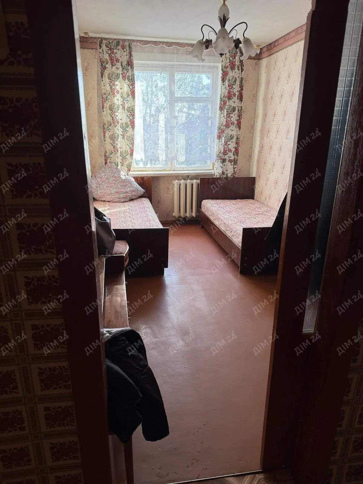 Продаж двокімнатної квартири з окремими кімнатами по кільцю
 | Приват житло