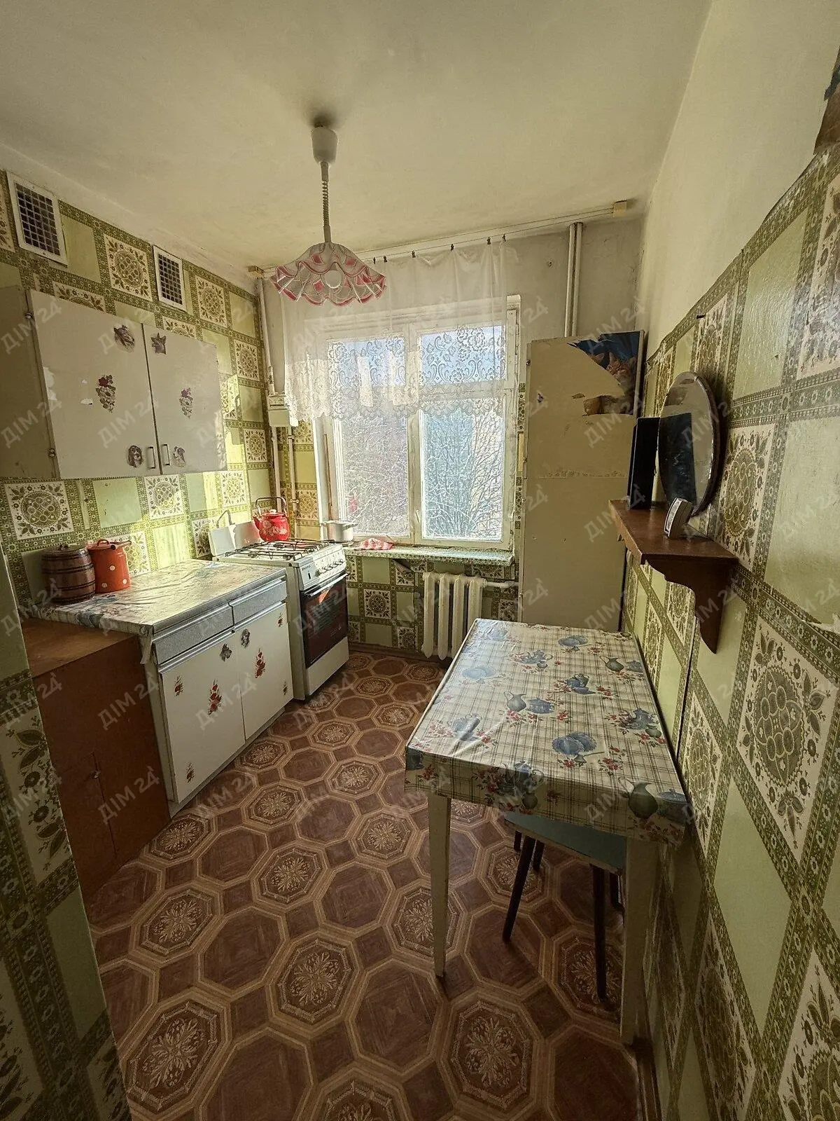 Продаж двокімнатної квартири з окремими кімнатами по кільцю
 | Приват житло