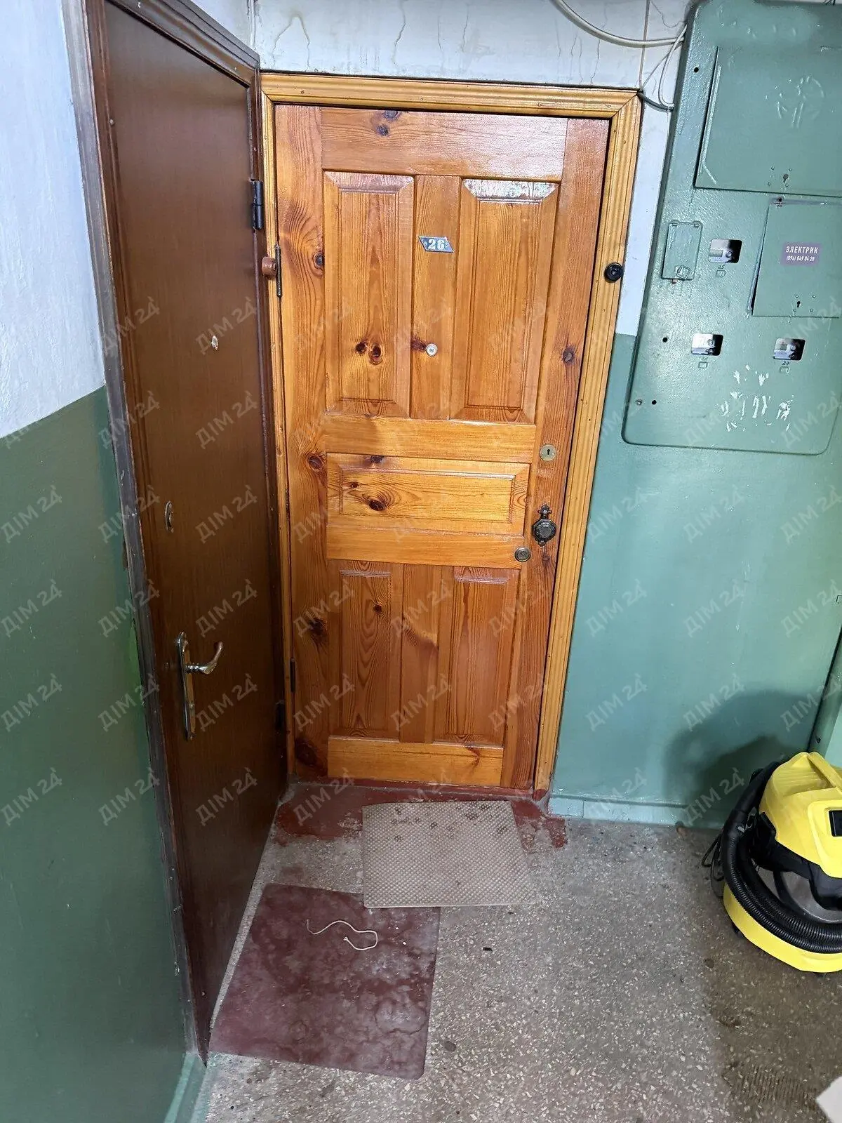 Продаж двокімнатної квартири з окремими кімнатами по кільцю
 | Приват житло