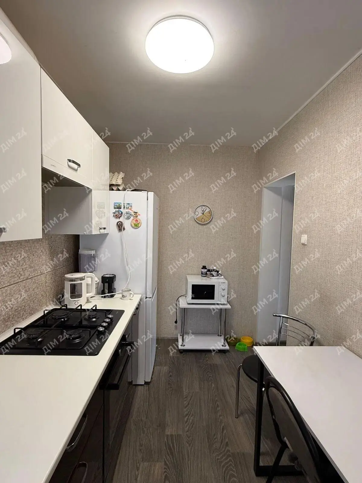 Окремий будинок поряд з містом | Приват житло