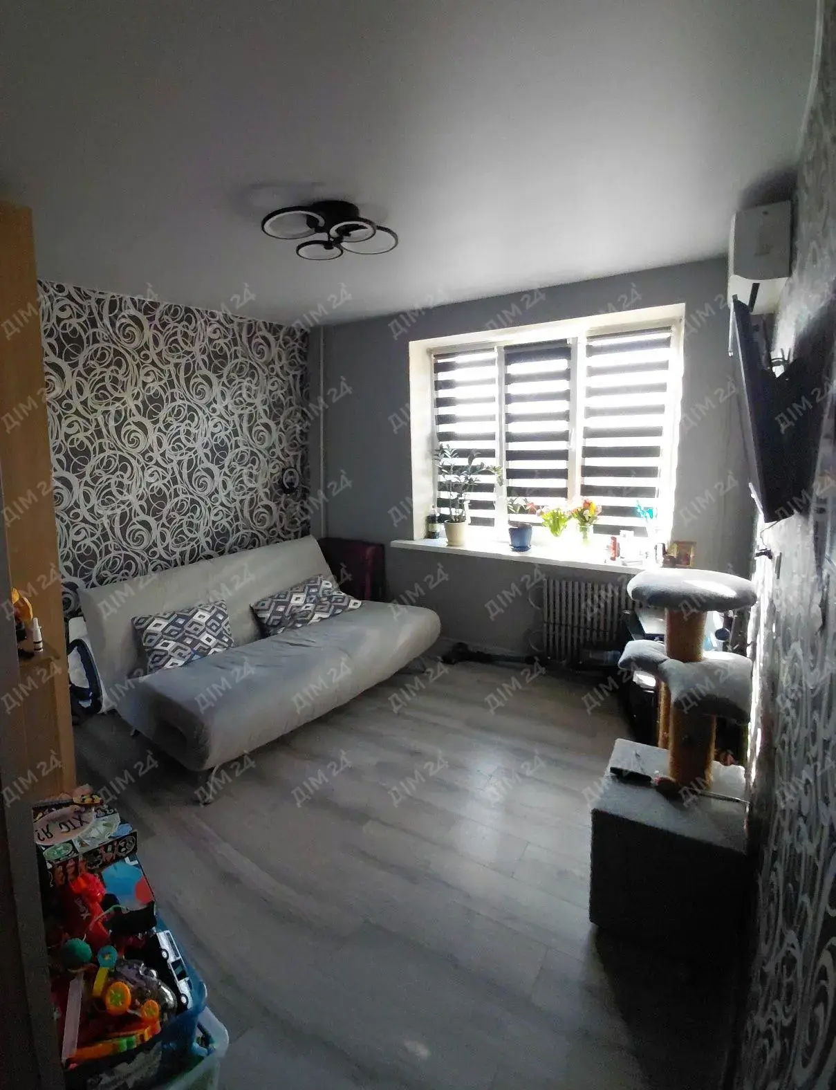 Двокімнатна квартира мікрорайон Алмазний. | Приват житло