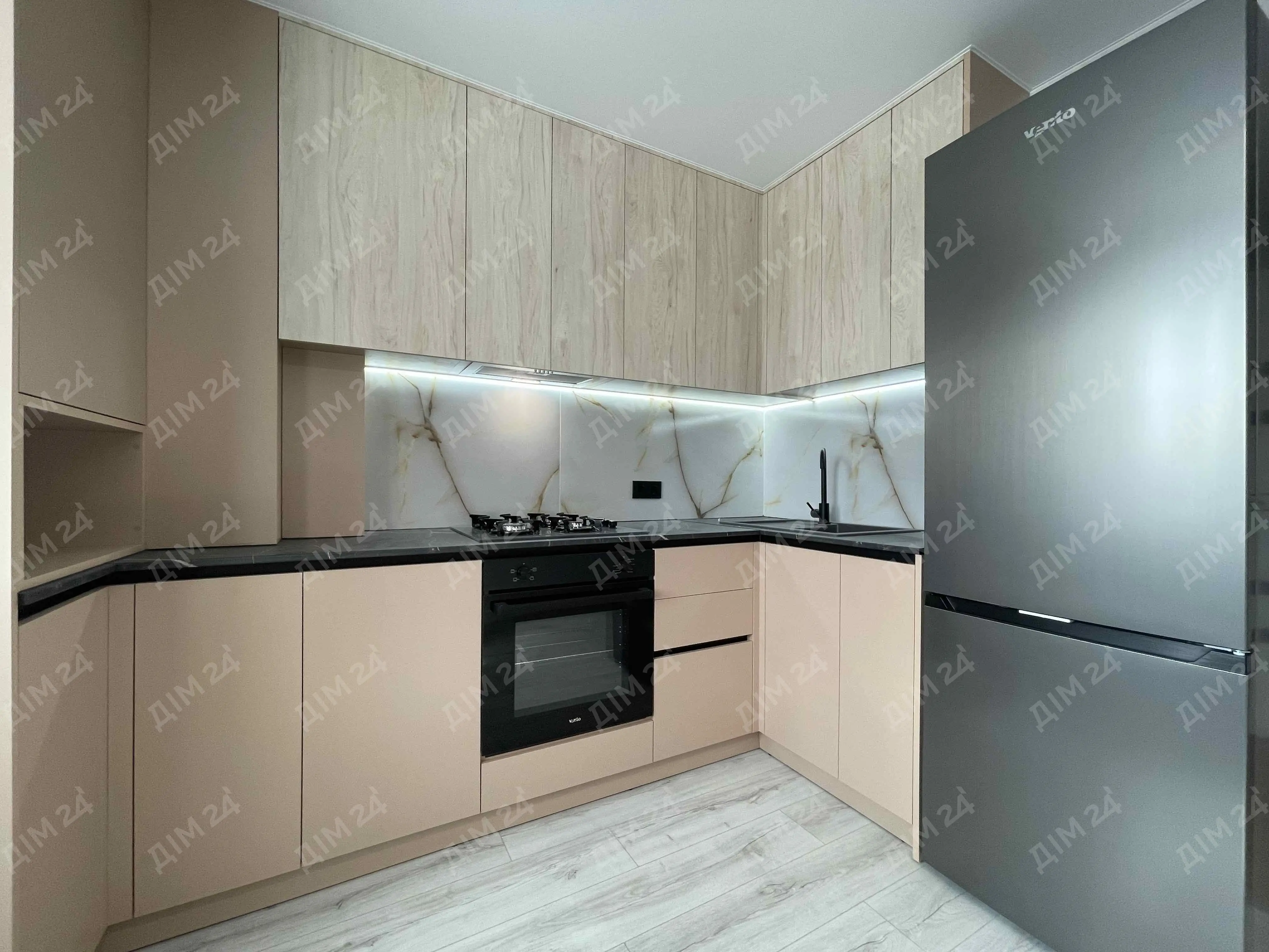 Продаж однокімнатної квартири з новим ремонтом у цегляній новобудові по кільцю. | Приват житло