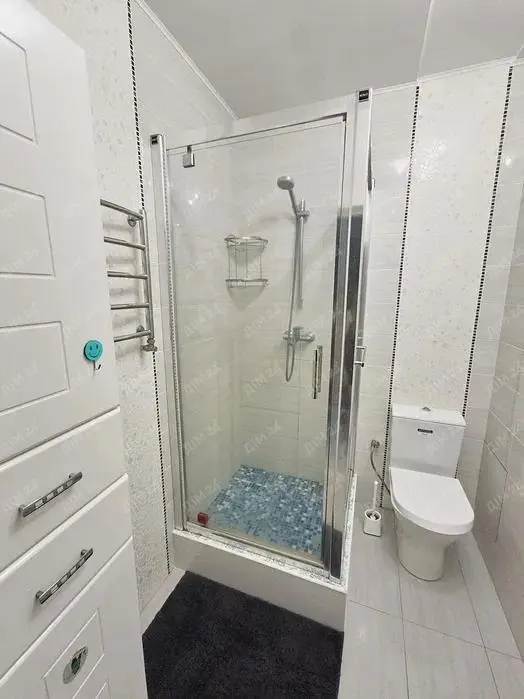 Трикімнатна квартира в центрі, біля Листопаду | Приват житло