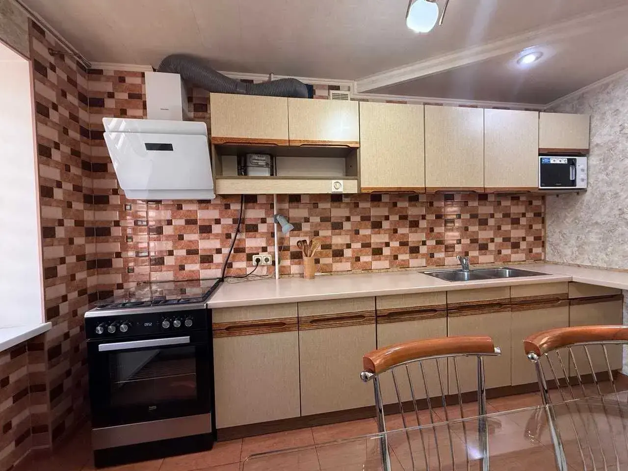 3-кімнатна квартира з ремонтом в районі Перенатального центру | Приват житло