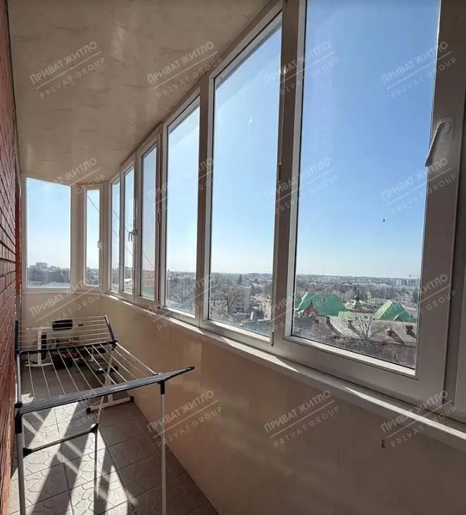 Продається простора трикімнатна квартира в сучасному цегляному будинку | Приват житло