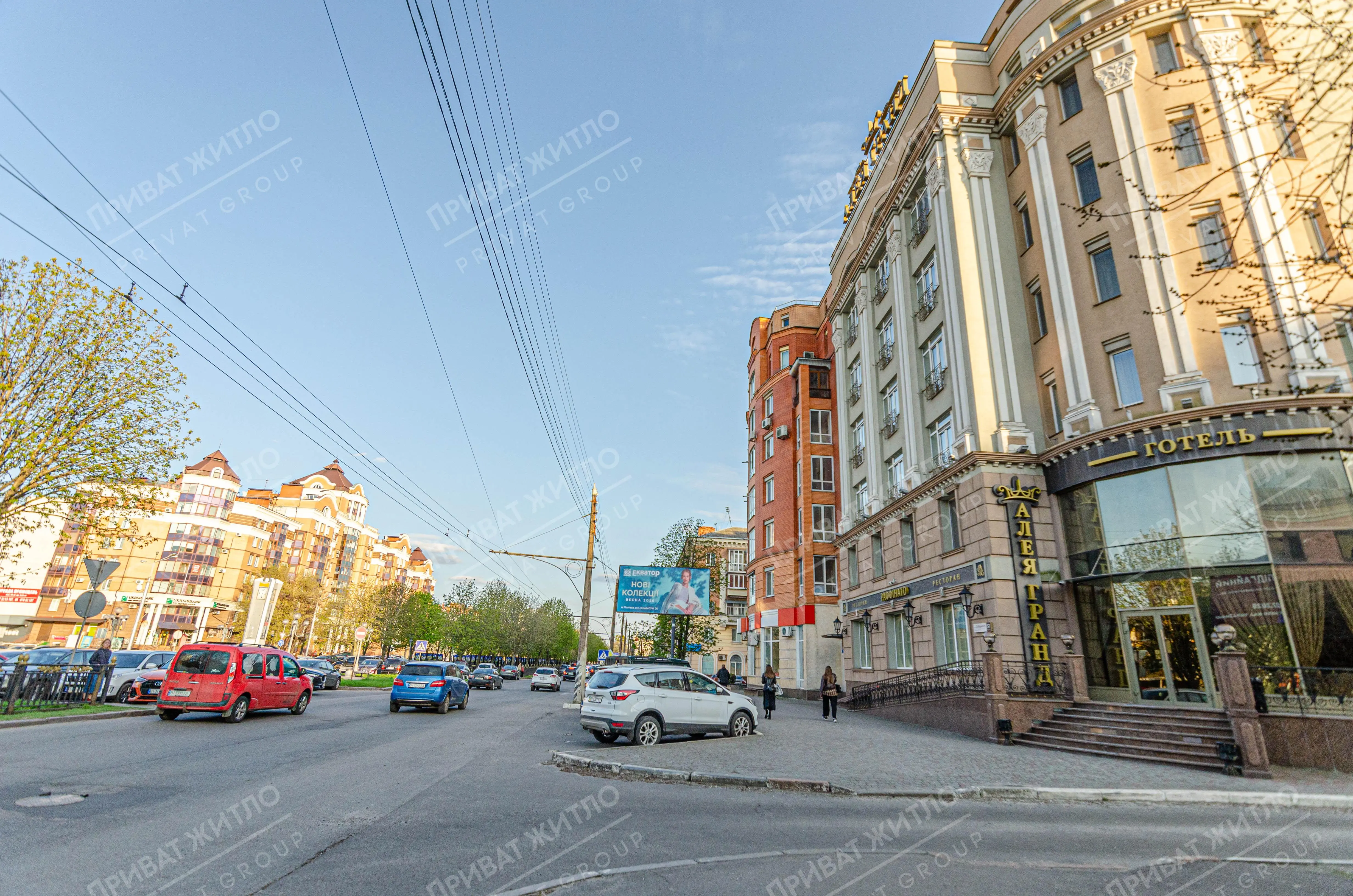 Комерційне приміщення в центрі міста (навпроти 