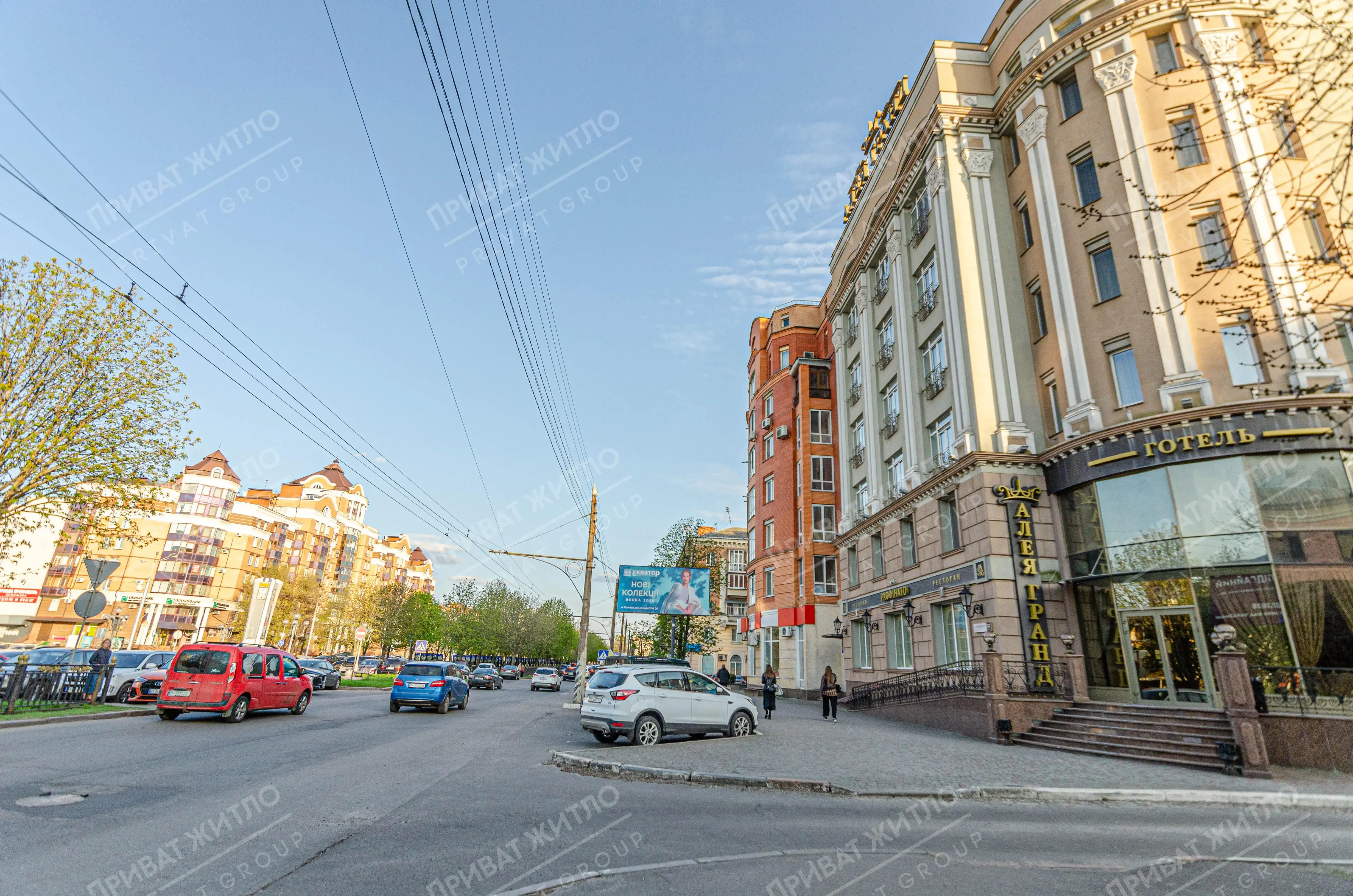Комерційне приміщення в центрі міста (навпроти 