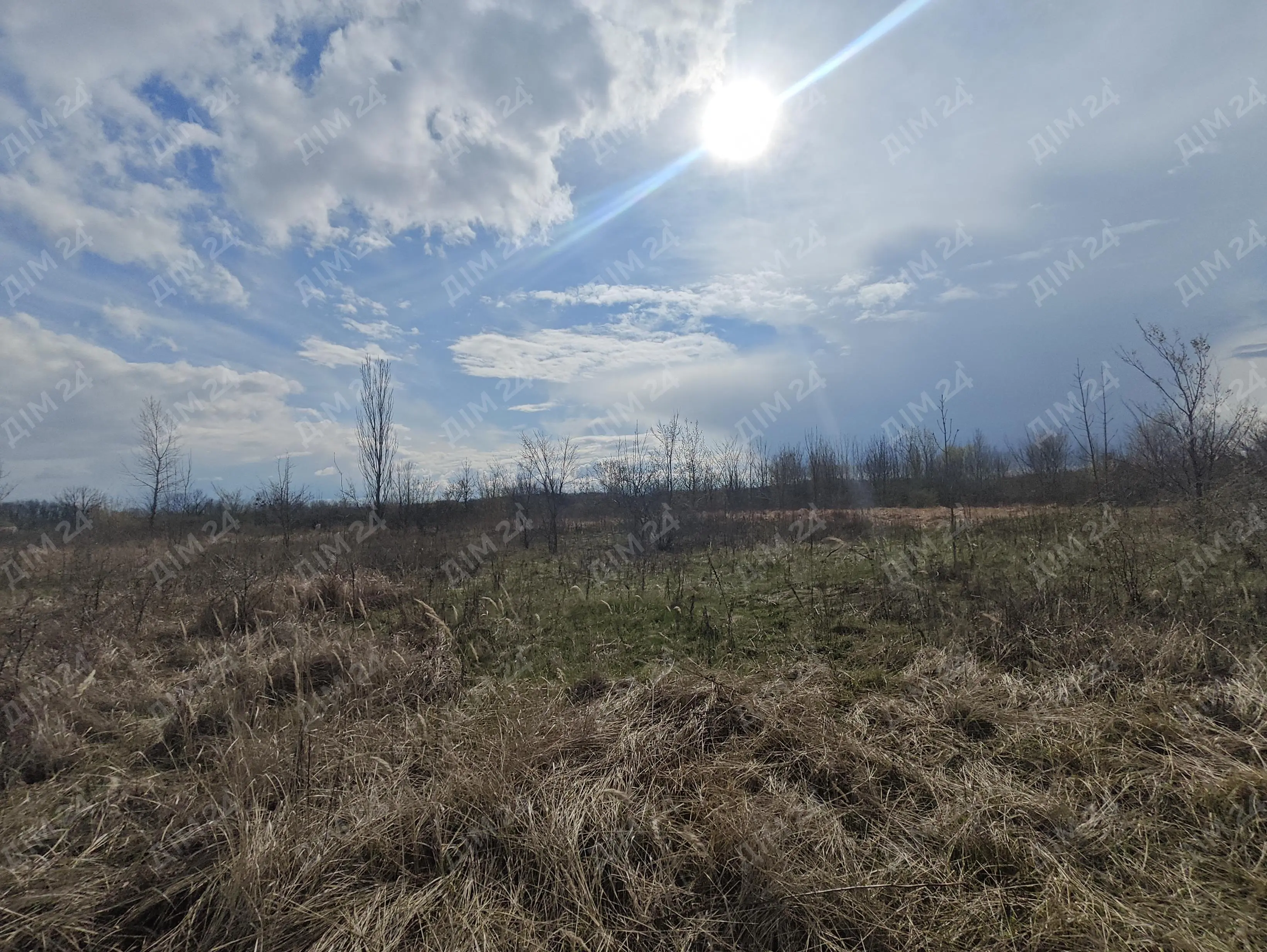 Комерційна земельна ділянка 4,19 га біля METRO | Приват житло