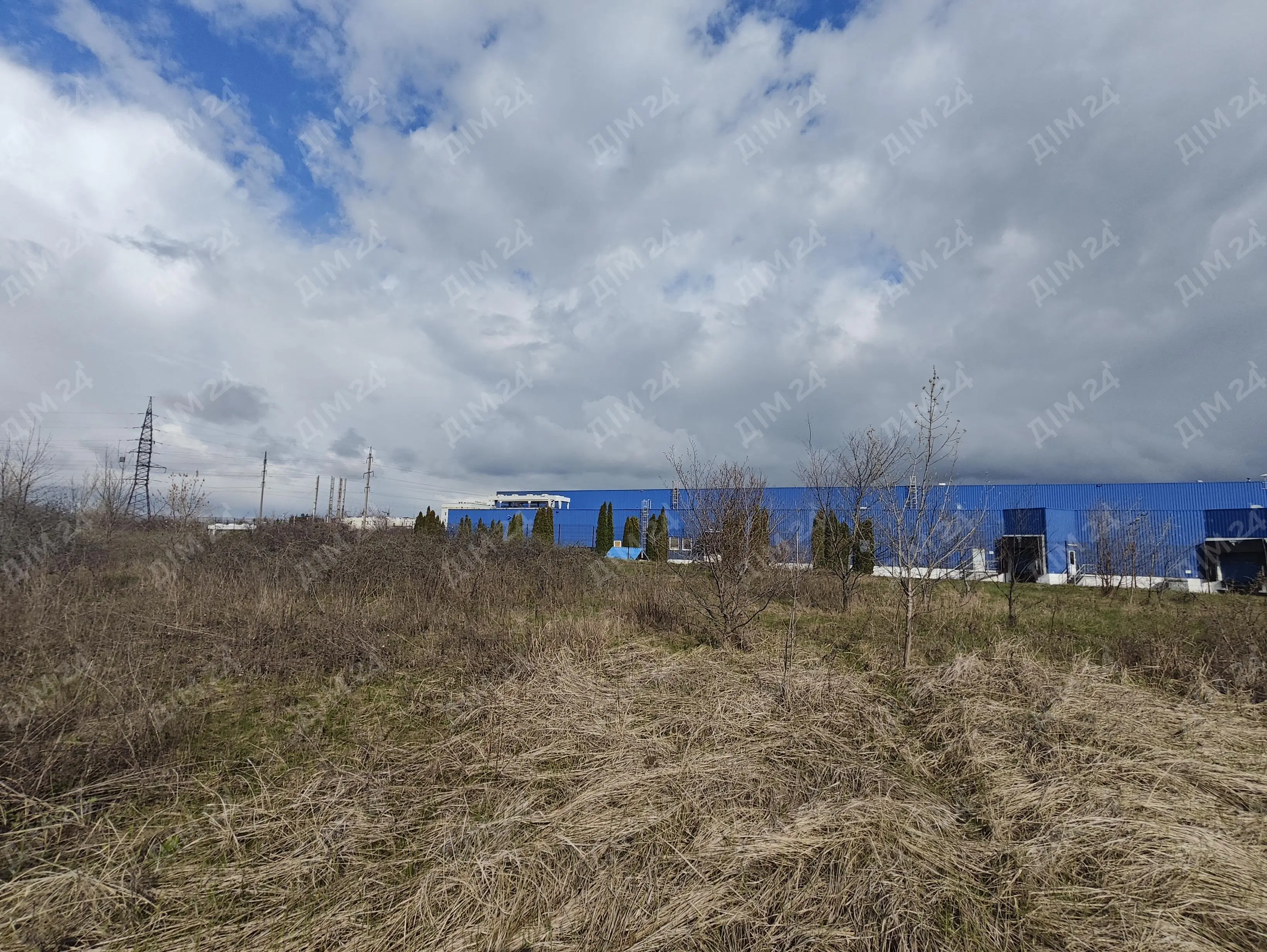 Комерційна земельна ділянка 4,19 га біля METRO | Приват житло