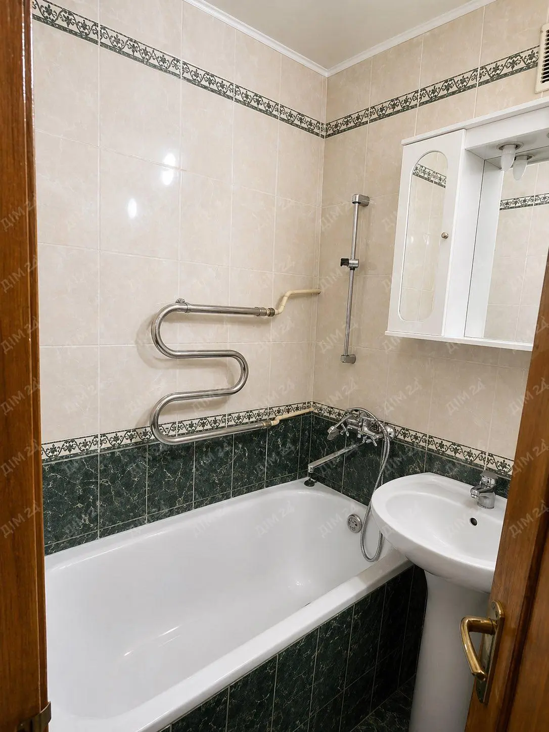 2 кімнатна квартира, центр міста, 42,5 кв.м, Полтава | Приват житло