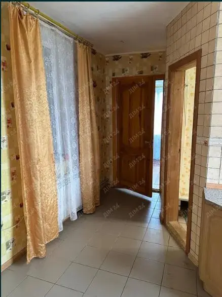 Гарний будинок у передмісті. Є-відновлення -ТАК | Приват житло