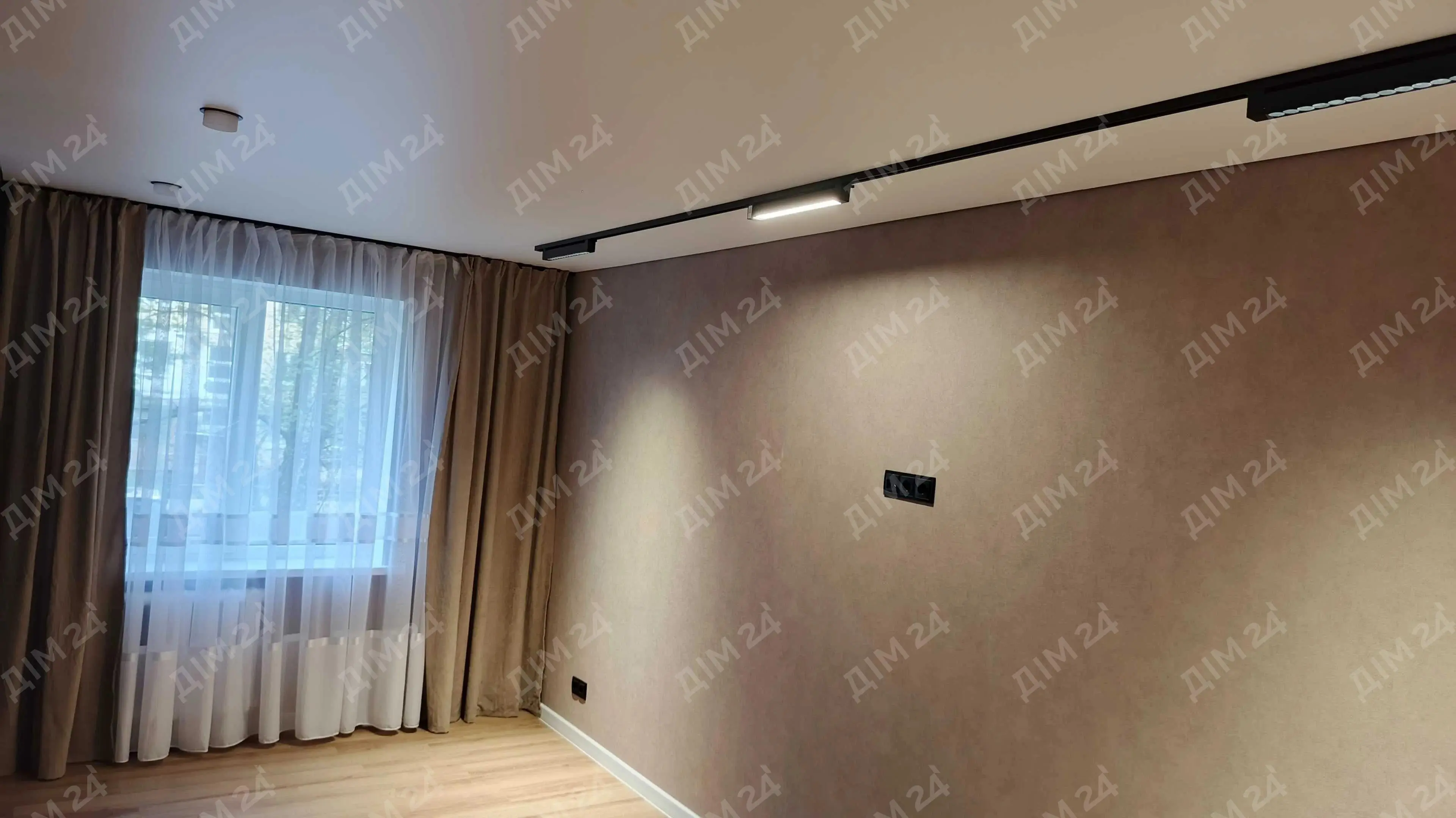 2 кімнатна квартира на Алмазному, 47 кв.м | Приват житло