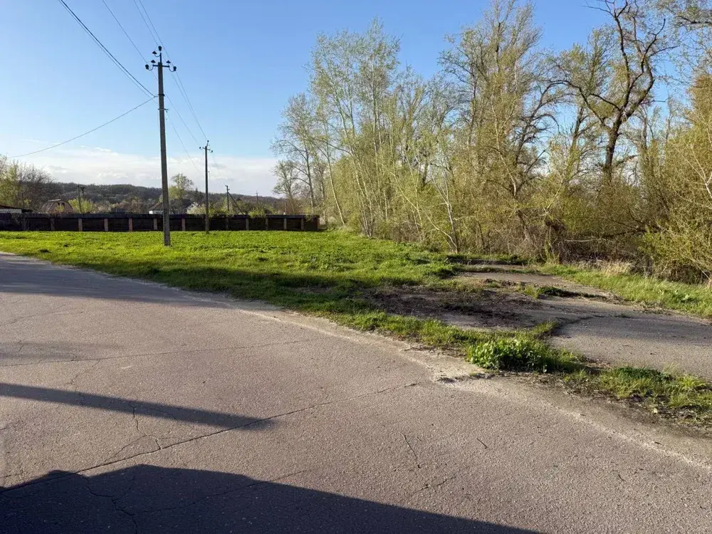 Ділянка біля річки під забудову – 12,4 сотки, с. Петрівка, 15 км від Полтава
 | Приват житло