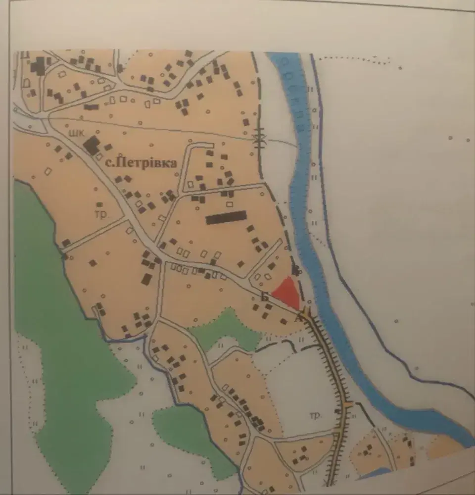 Ділянка біля річки під забудову – 12,4 сотки, с. Петрівка, 15 км від Полтава
 | Приват житло