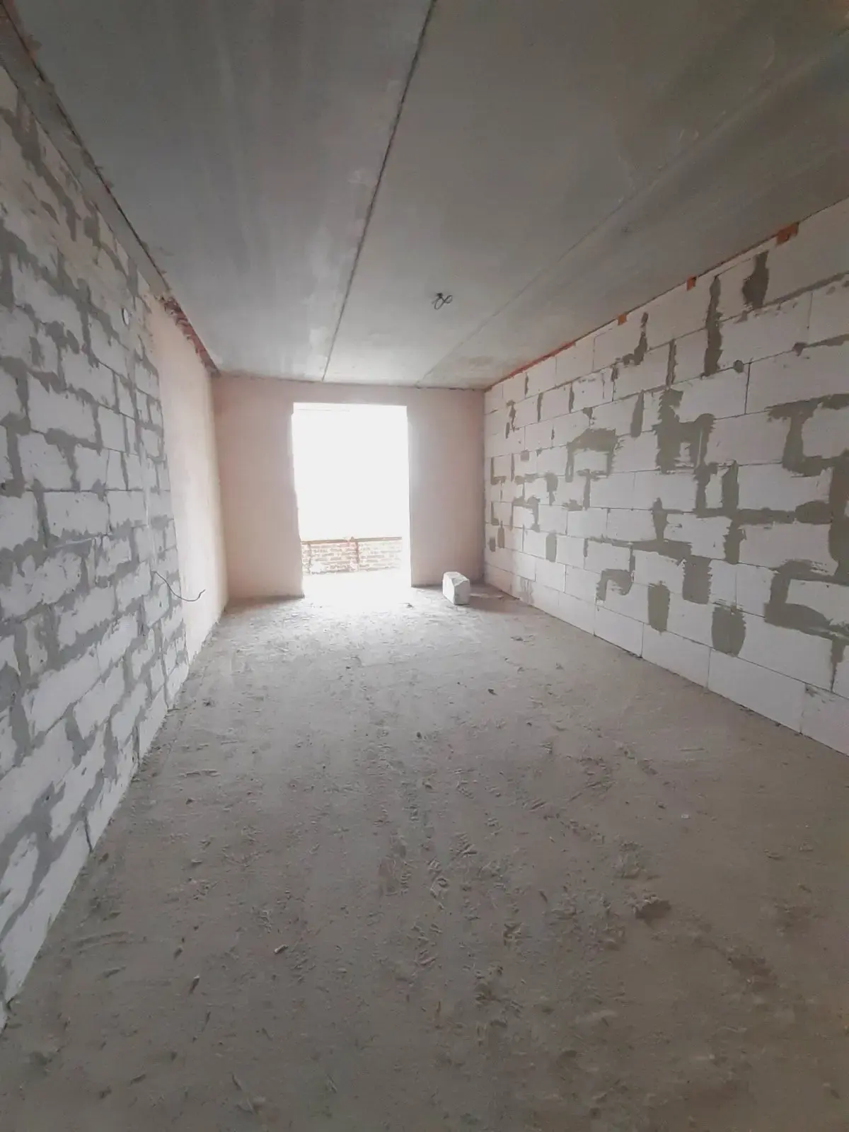 Продаж 1-кімнатної квартири 54 м² в цегляній новобудові + комора
 | Приват житло