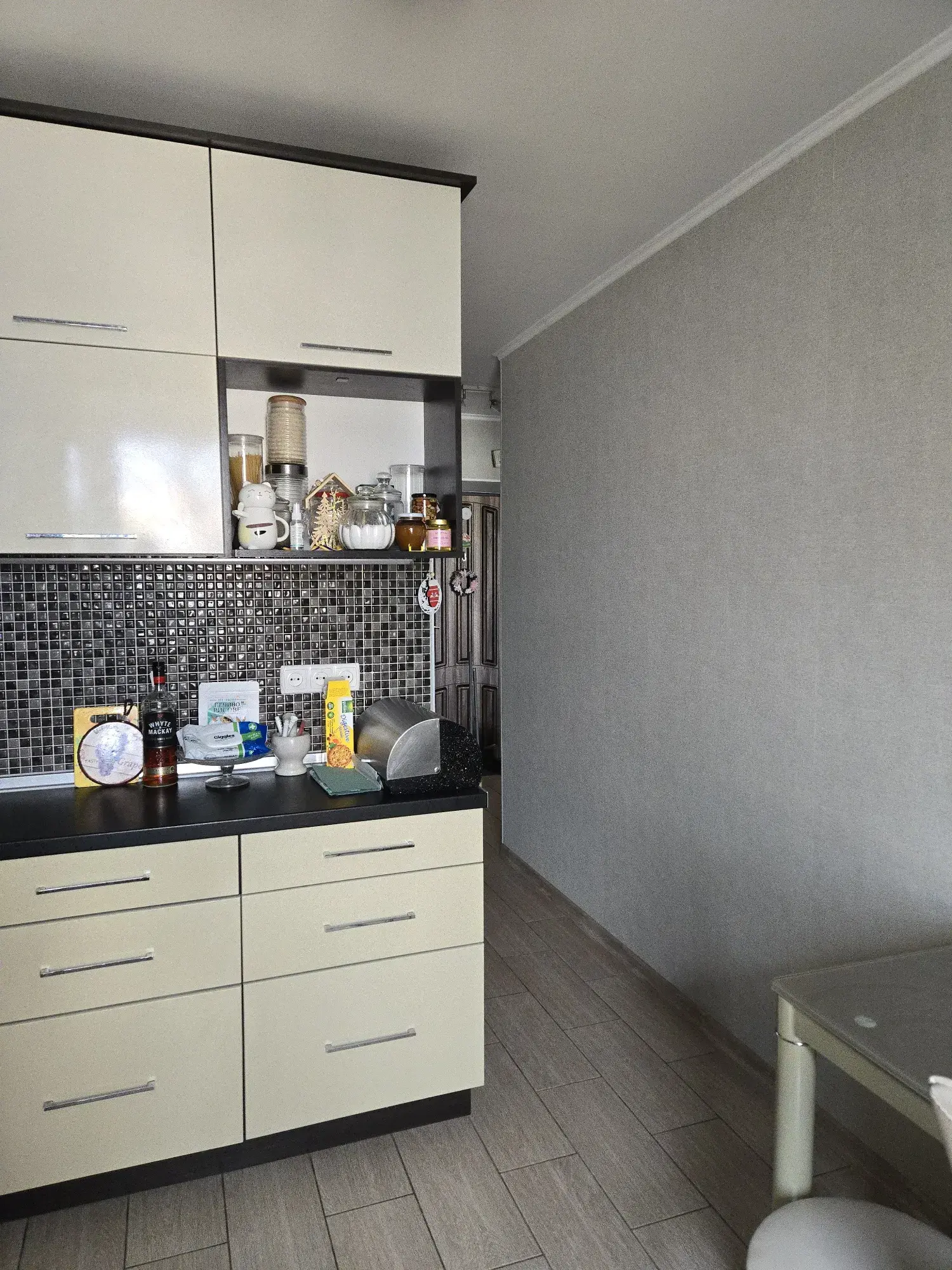 Однокімнатна квартира на середньому поверсі | Приват житло