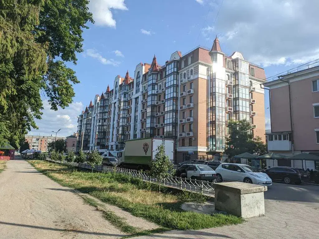 2-кімнатна новобудова в центрі Полтави, вул. Соборності 46-В. | Приват житло