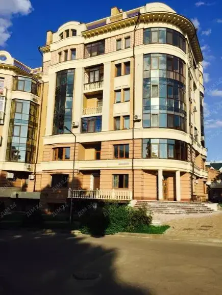 Дворівнева квартира у будинку клубного типу | Приват житло