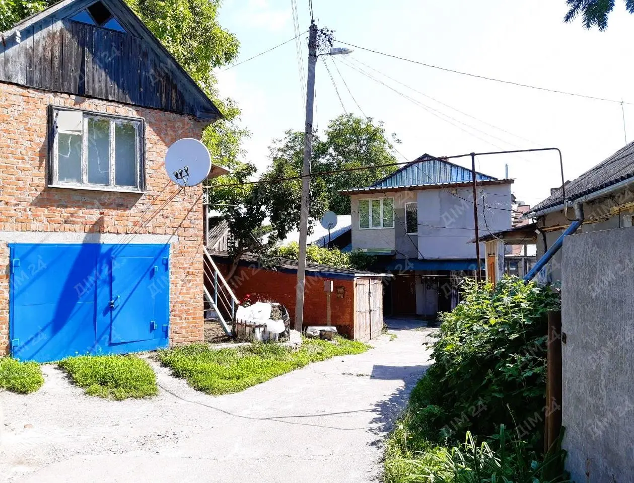 Житло в центральній частині міста 
 | Приват житло