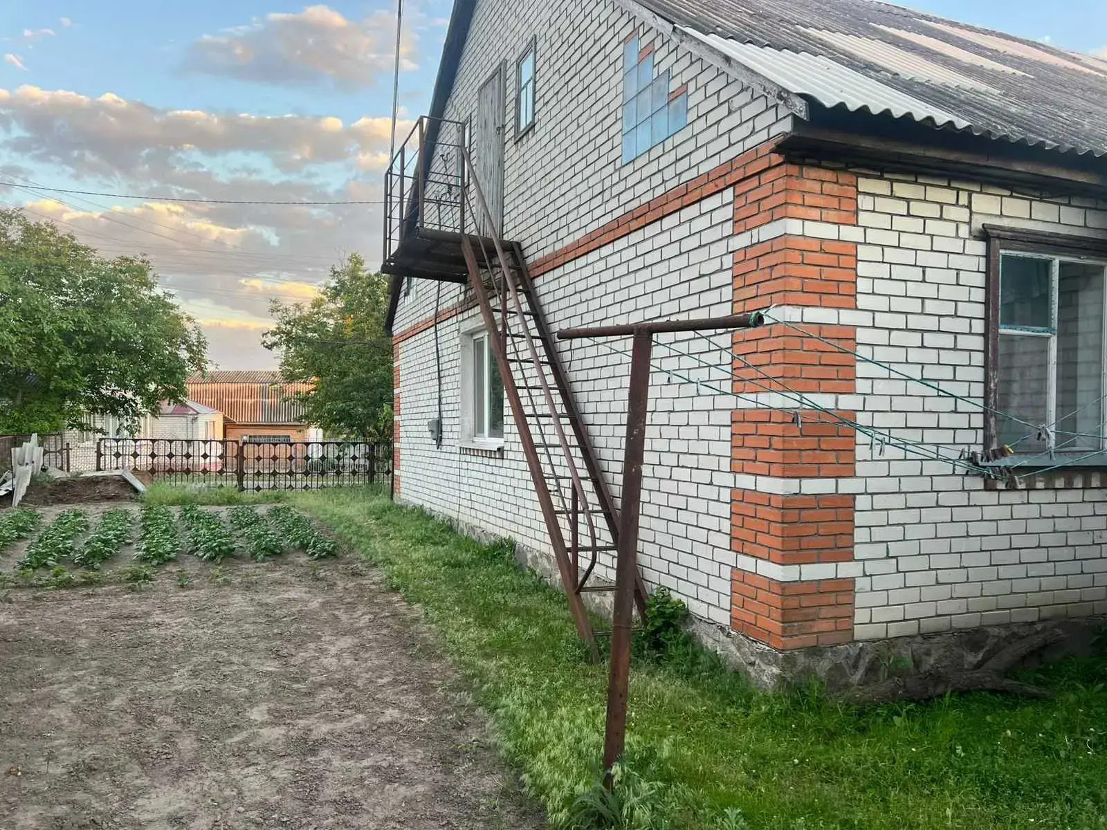 Будинок в смт Нові Санжари! | Приват житло