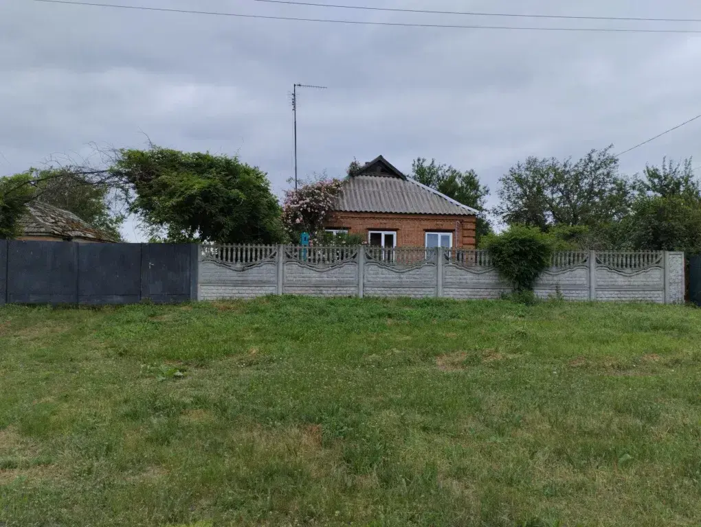 Будинок із великою земельною ділянкою біля річки та лісу! | Приват житло