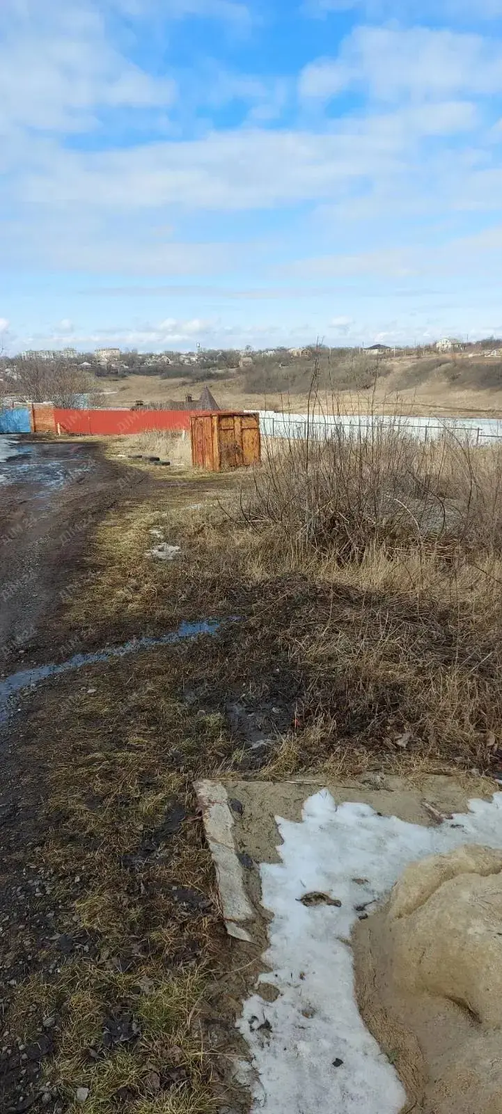 Земельна ділянка 10 соток біля ставка, район ГРЛ,  | Приват житло