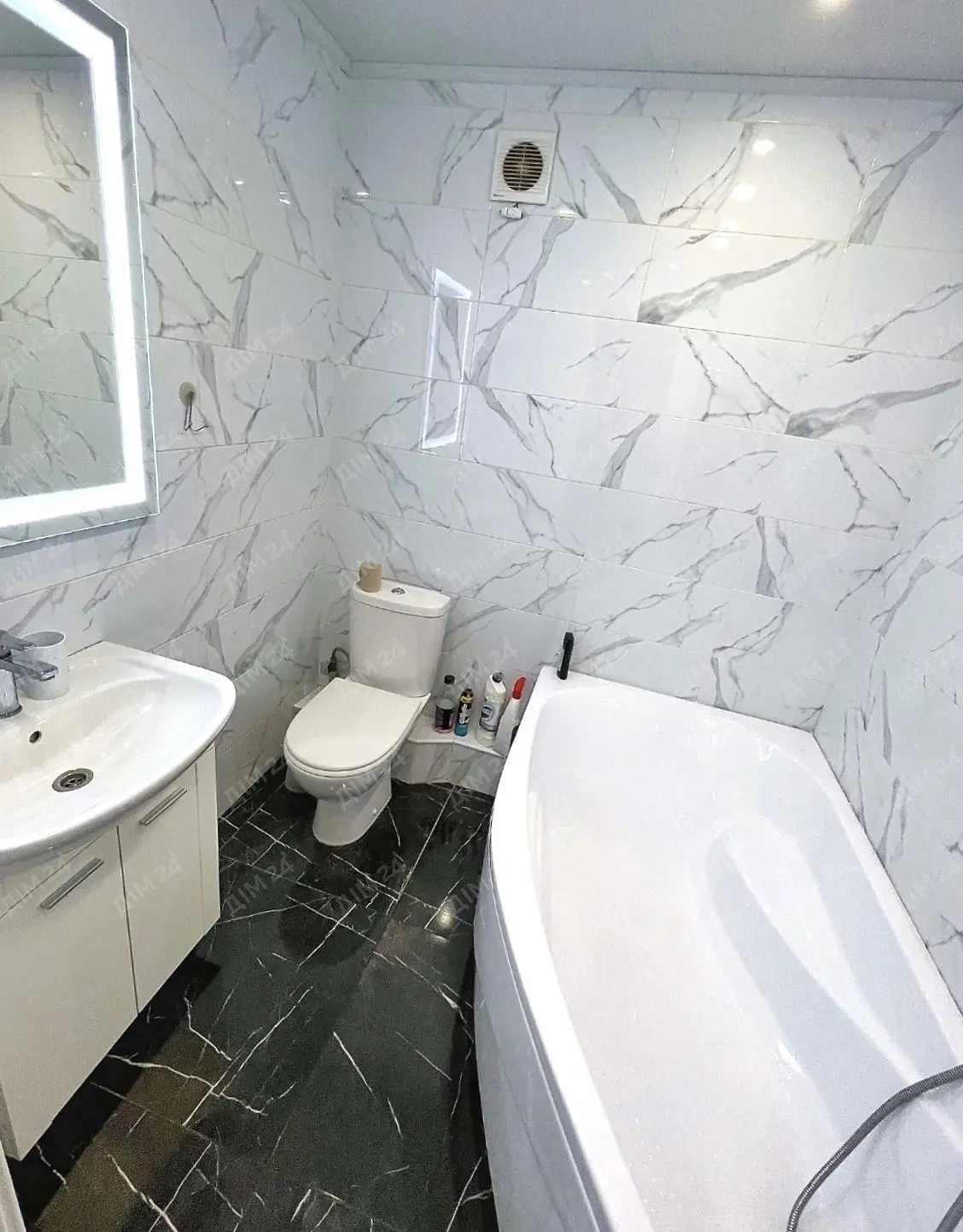 2 кімнатна квартира в Центрі, вул. Соборності | Приват житло