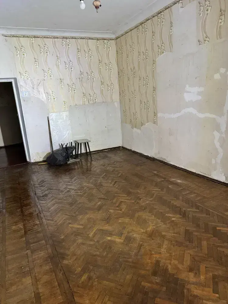 Простора 1-кімнатна квартира в самому центрі міста - 44,5 м2
 | Приват житло