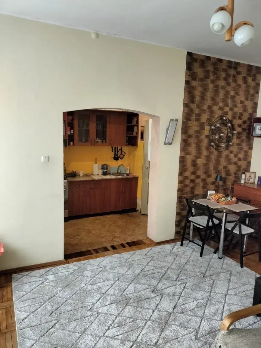 Двокімнатна квртира в центрі | Приват житло