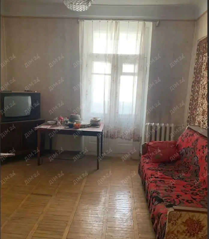 Трикімнатна квартира у центрі міста | Приват житло