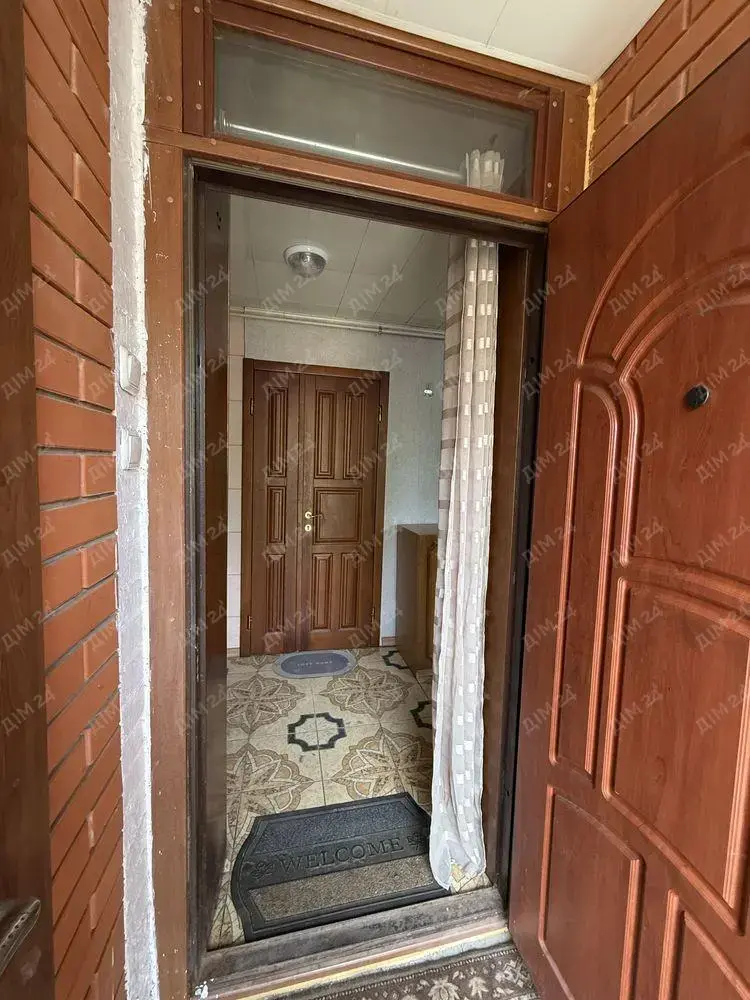 Частина будинку в місті. | Приват житло