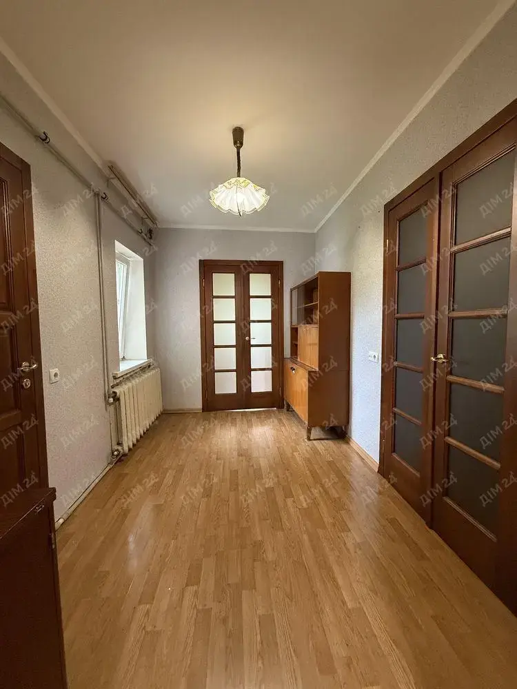 Частина будинку в місті. | Приват житло