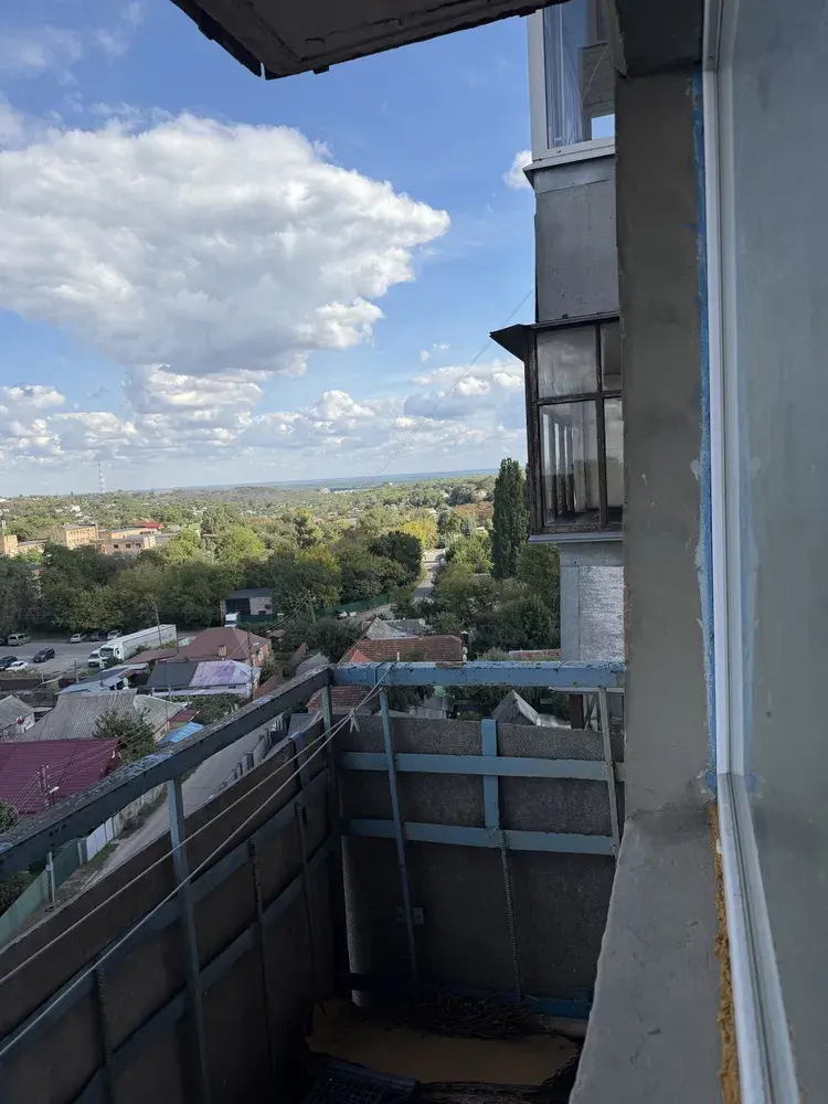 Простора двокімнатна квартира в цегляному будинку | Приват житло