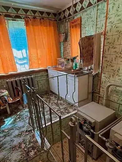 Просторий цегляний будинок із садом та мангальною зоною | Приват житло