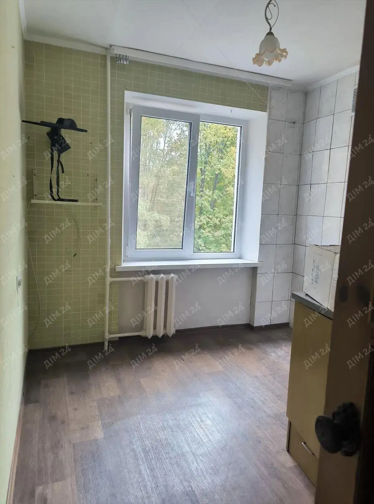 2-кімнатна квартира в гарному районі. Зручний поверх і все поруч! | Приват житло