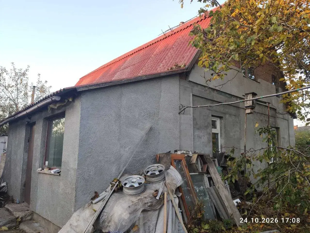 Гарний будинок у передмісті. | Приват житло