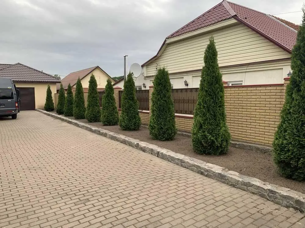 Просторий  двоповерховий будинок на Подолі | Приват житло