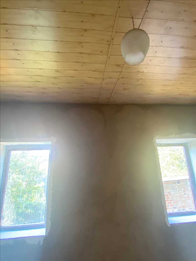 Окремий будинок у районі Очеретянки з окремим двором | Приват житло