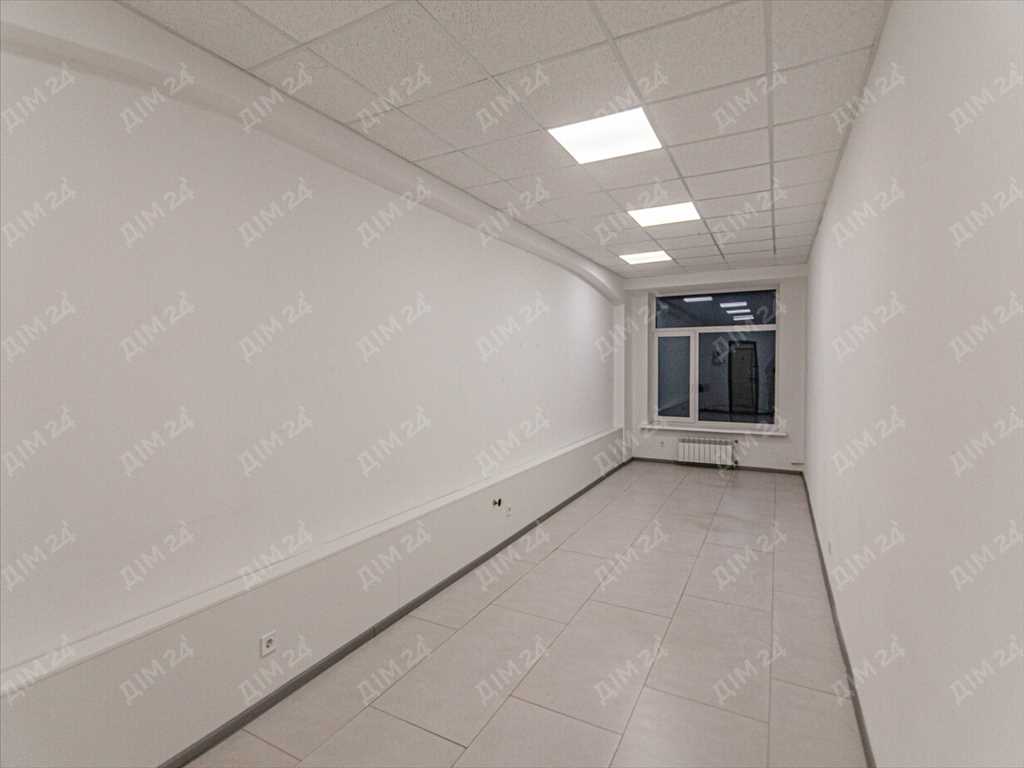 Приміщення з водою в центрі міста | Приват житло